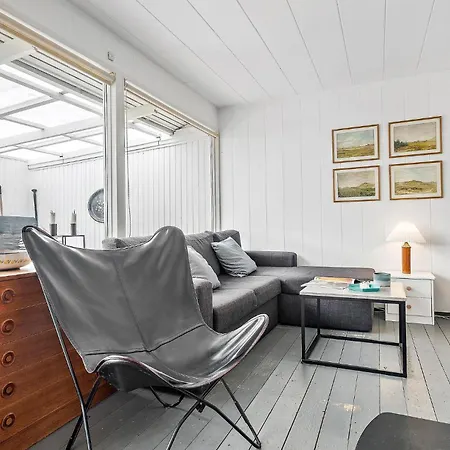 Cozy In Sjaellands Odde With Wifi Yderby